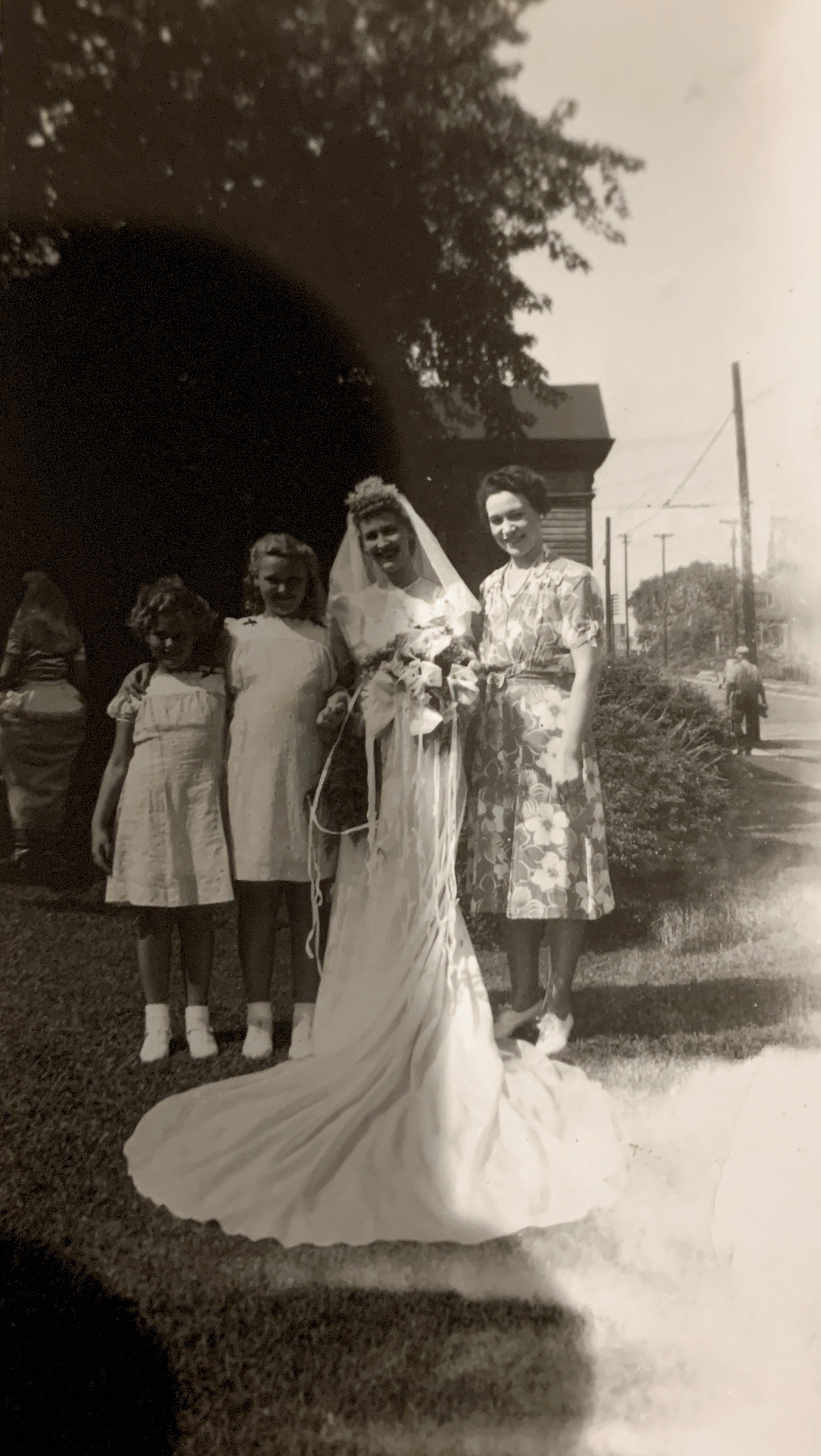 August 21, 1943 Aunt Lil, Rosemary-bride, Marilyn, & Lollie  